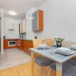 Spacious Near The Vistula River By Renters *