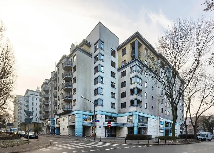 Spacious Near The Vistula River By Renters Apartment *